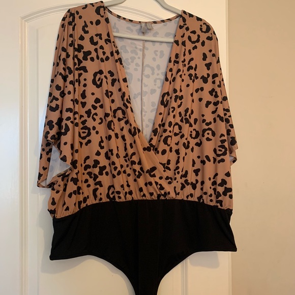 Sexy Leopard Draped Bodysuit- New w/o Tags - Picture 3 of 5